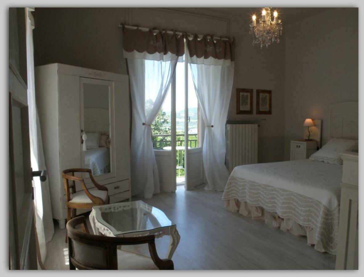 Cascina Luvot Bed & Breakfast Melazzo Bagian luar foto