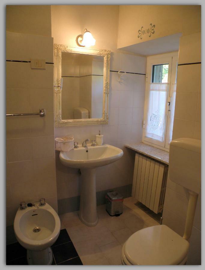 Cascina Luvot Bed & Breakfast Melazzo Bagian luar foto
