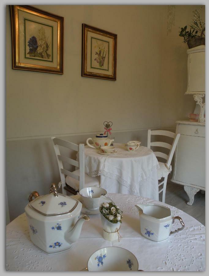Cascina Luvot Bed & Breakfast Melazzo Bagian luar foto