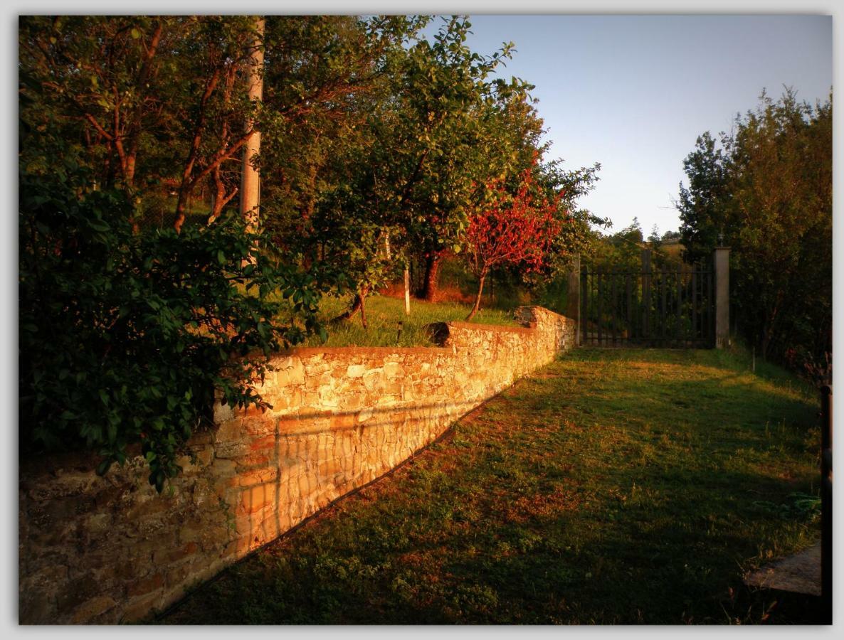 Cascina Luvot Bed & Breakfast Melazzo Bagian luar foto